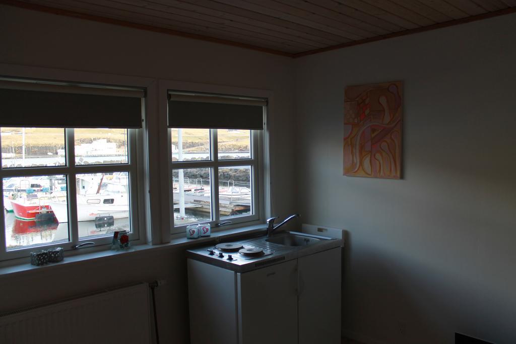 Kristjanshavn Hotel Mithvagur Екстериор снимка